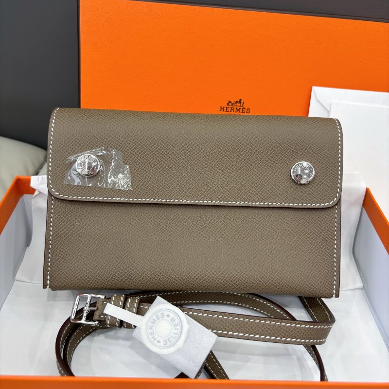 全新 愛馬仕Hermes 大象灰Snap Wallet斜背包 Epsom皮-5
