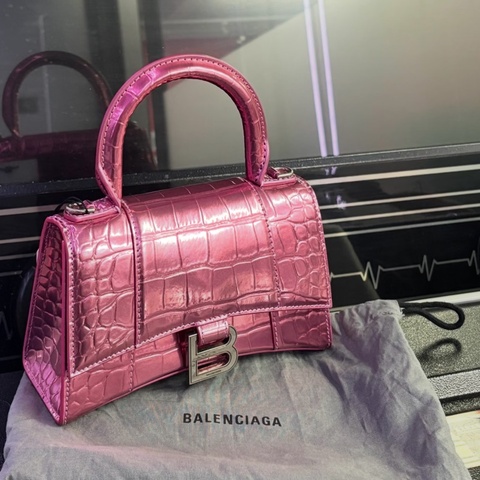 Balenciaga • Hourglass電光粉鱷魚壓紋牛皮沙漏包銀釦 Xs