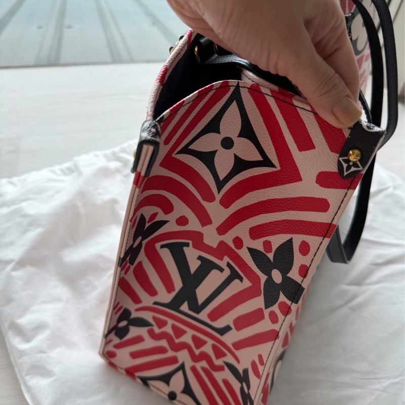 全新Louis Vuitton 花色托特包-4