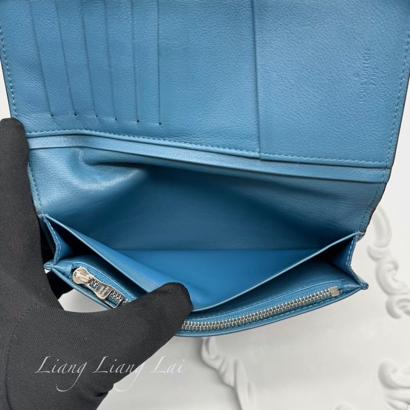 LOUIS VUITTON LV 荔枝紋牛皮藍綠色長夾-8