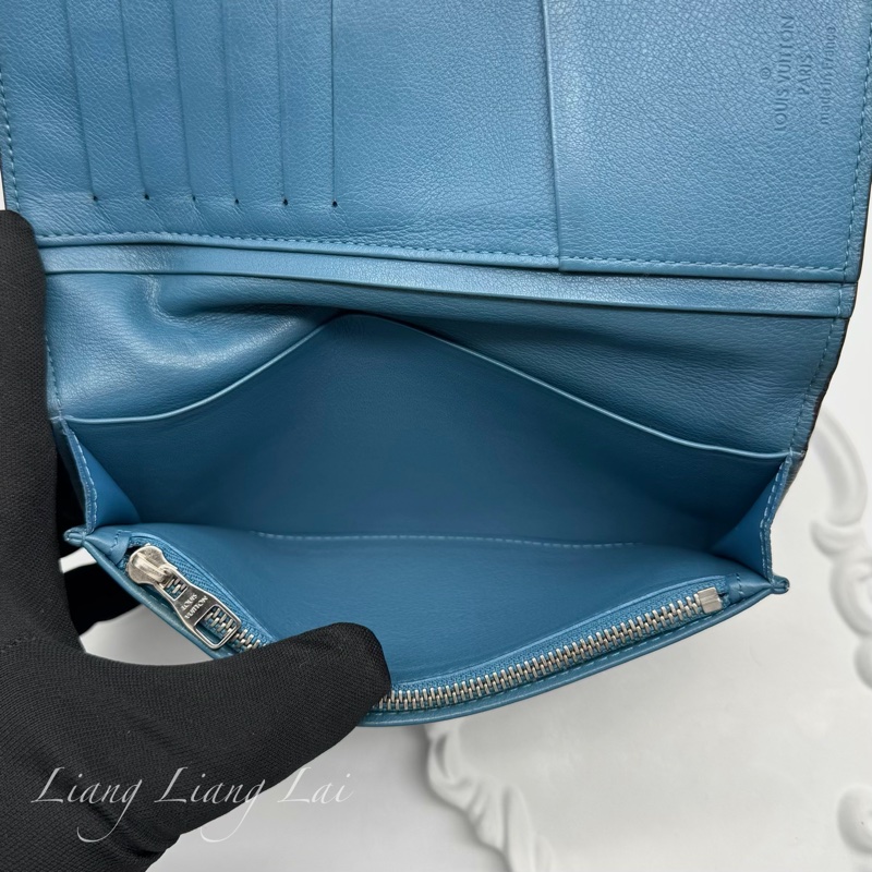 LOUIS VUITTON LV 荔枝紋牛皮藍綠色長夾-9