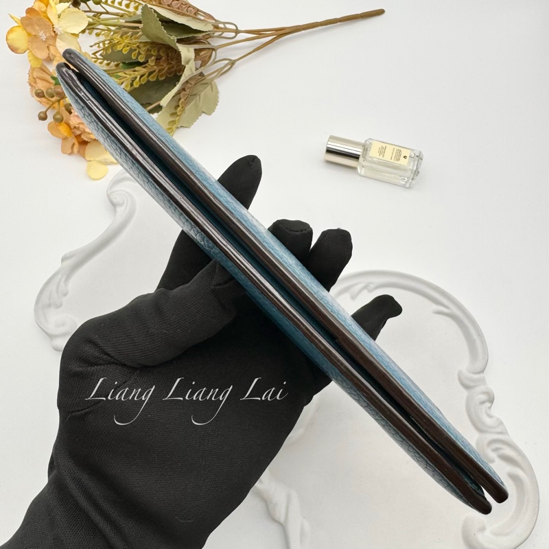 LOUIS VUITTON LV 荔枝紋牛皮藍綠色長夾-19