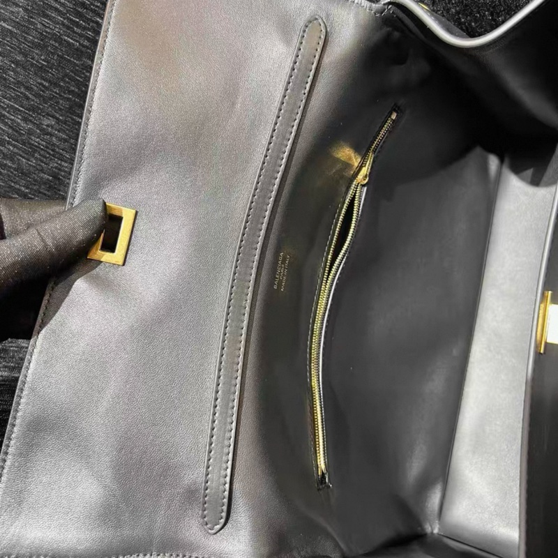 🈶台灣購證 巴黎世家BALENCIAGA RODEO黑金中號-16