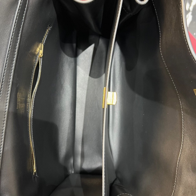 🈶台灣購證 巴黎世家BALENCIAGA RODEO黑金中號-31