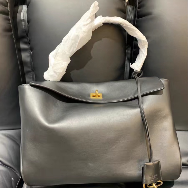 🈶台灣購證 巴黎世家BALENCIAGA RODEO黑金中號-48
