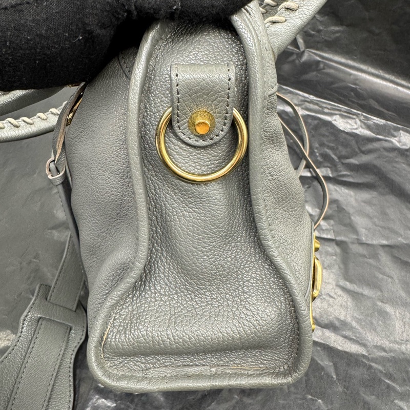 Balenciaga • City 經典水泥灰山羊皮金釦機車包 金釦-8