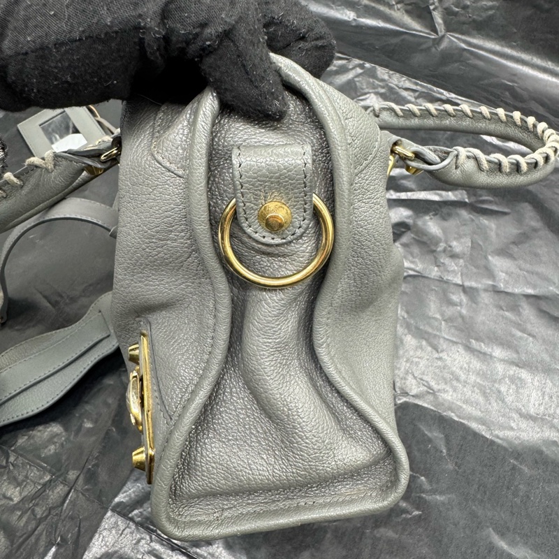 Balenciaga • City 經典水泥灰山羊皮金釦機車包 金釦-9