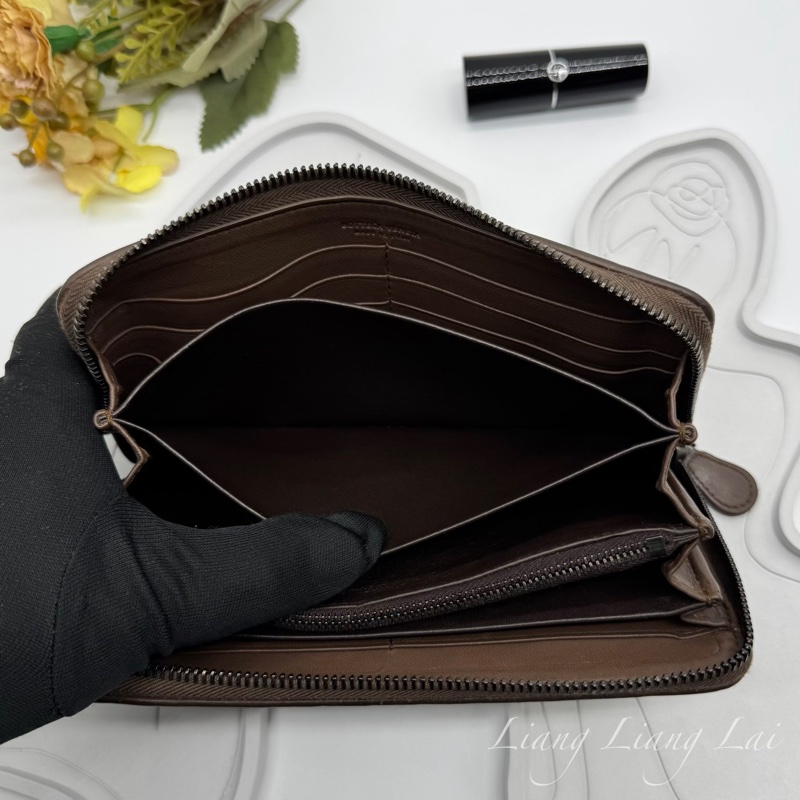 BOTTEGA VENETA BV經典小羊皮編織咖啡棕色拉鍊長夾-7