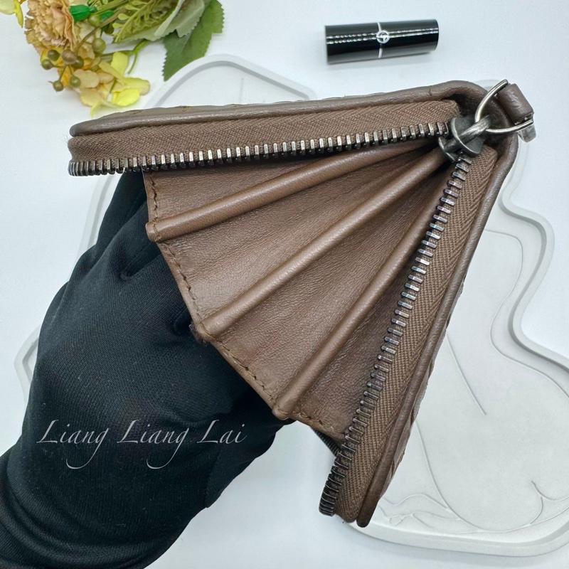 BOTTEGA VENETA BV經典小羊皮編織咖啡棕色拉鍊長夾-13