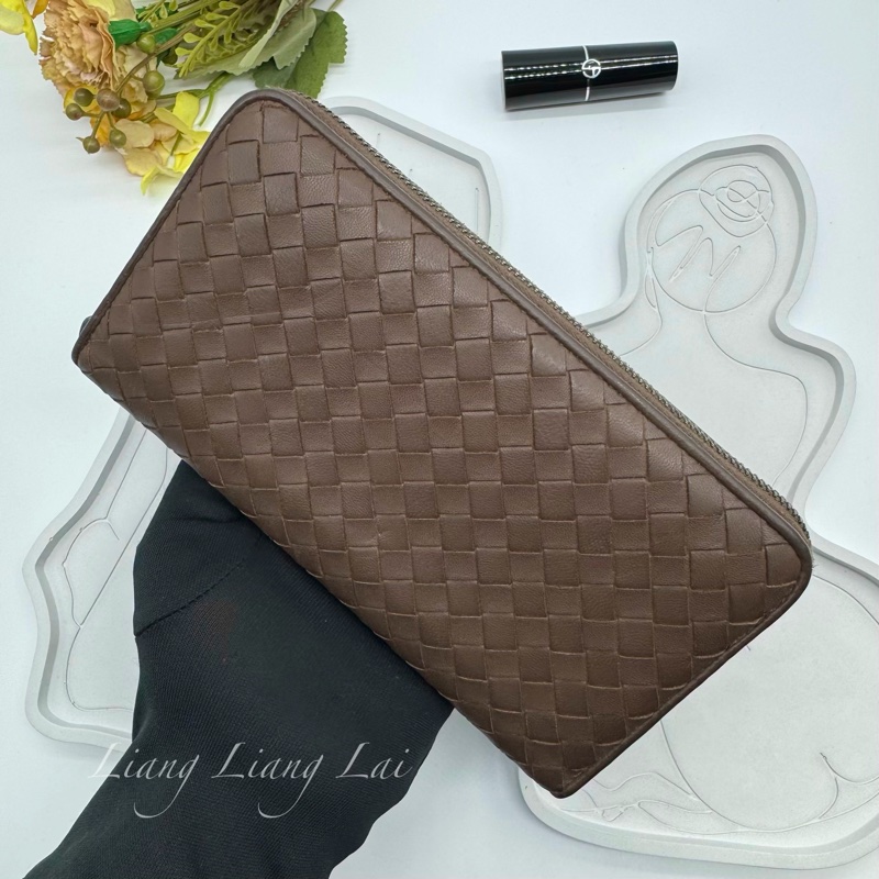 BOTTEGA VENETA BV經典小羊皮編織咖啡棕色拉鍊長夾-15