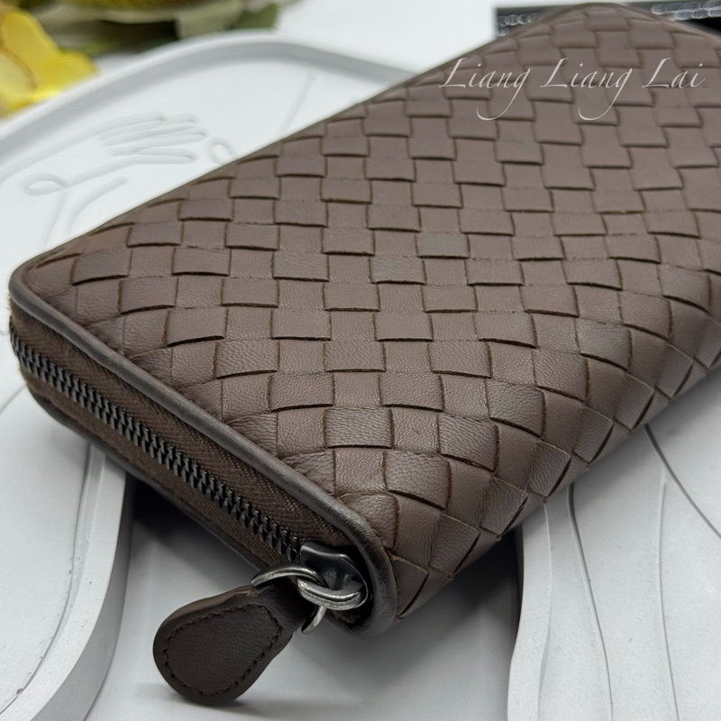 BOTTEGA VENETA BV經典小羊皮編織咖啡棕色拉鍊長夾-23