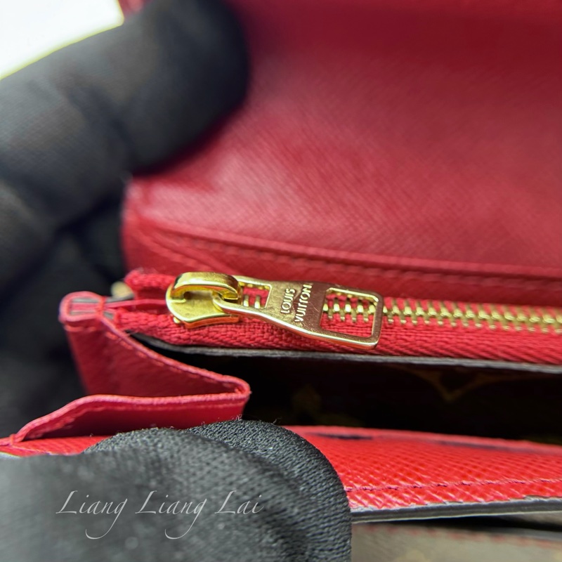 LOUIS VUITTON LV Pallas Monogram 拼接牛皮信封長夾-9