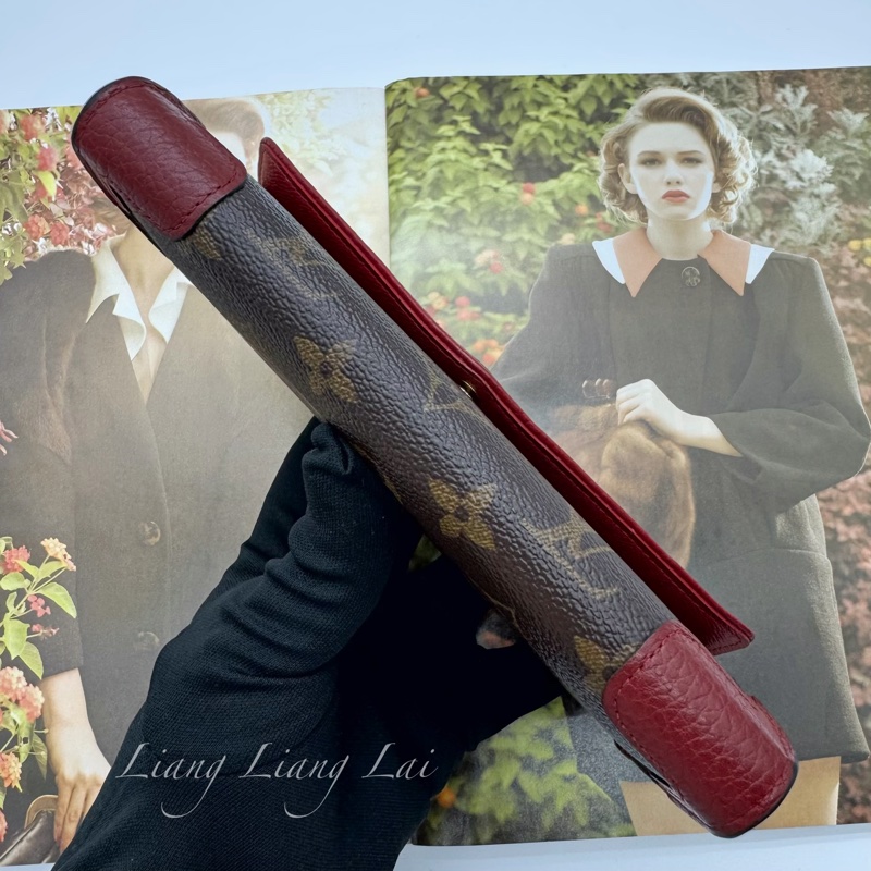 LOUIS VUITTON LV Pallas Monogram 拼接牛皮信封長夾-17