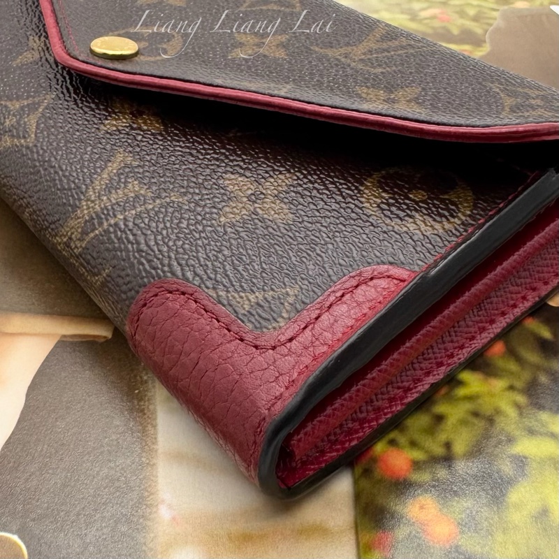 LOUIS VUITTON LV Pallas Monogram 拼接牛皮信封長夾-23
