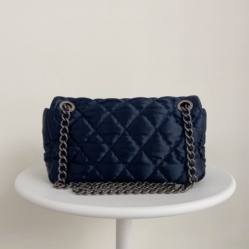 香奈兒/Chanel 緞麵cf  深邃藍做舊銀色五金 鏈條包-1