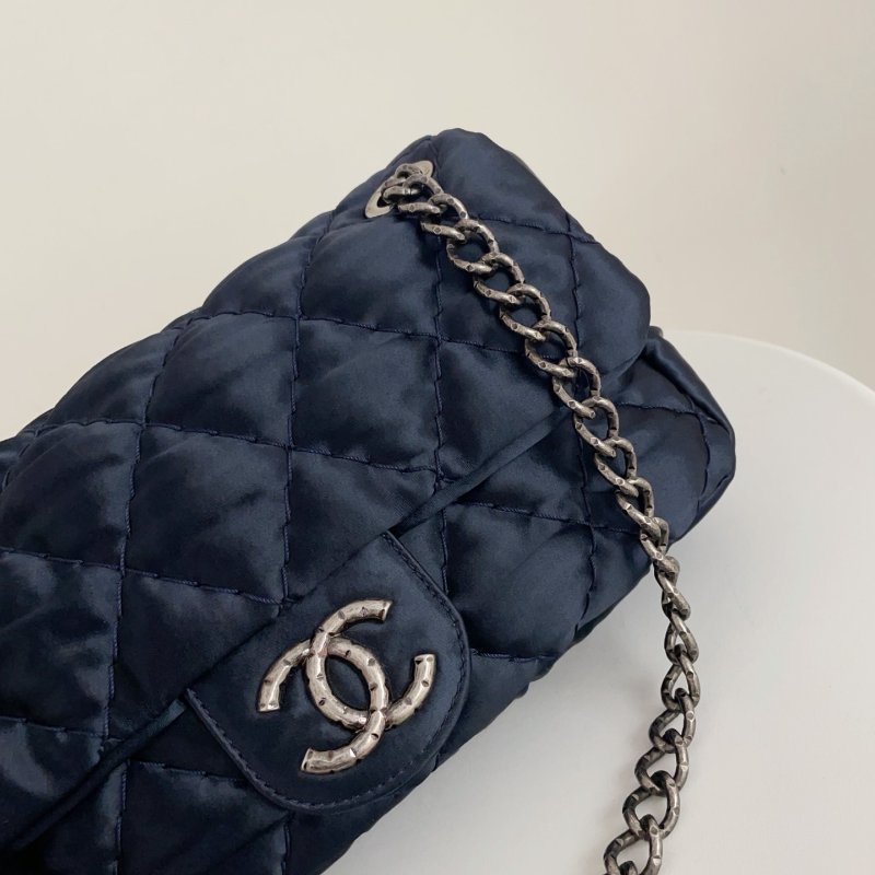 香奈兒/Chanel 緞麵cf  深邃藍做舊銀色五金 鏈條包-9