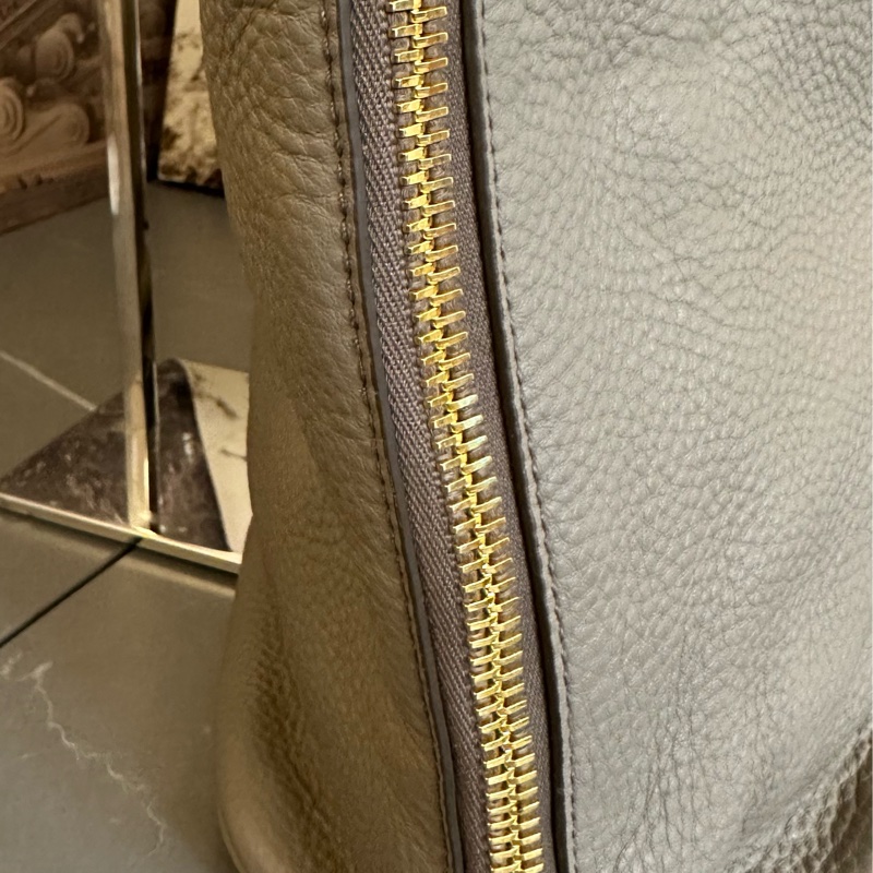 🩵MYMluxurybag🩵 Prada 36.5cm 皮袋 肩背袋 手提袋 斜背袋-10