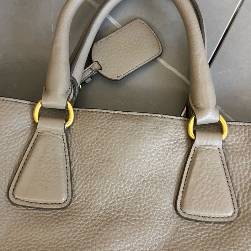 🩵MYMluxurybag🩵 Prada 36.5cm 皮袋 肩背袋 手提袋 斜背袋-27