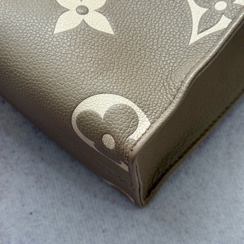 LV on the go 大象灰小號pm ✨最新晶片款-8