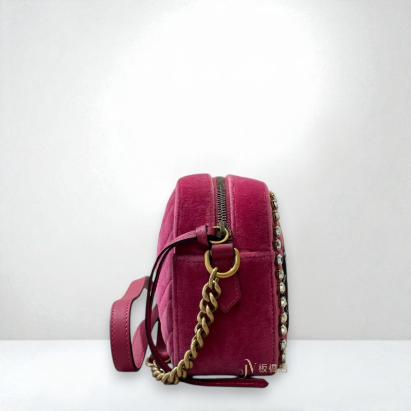 JY0375-GUCCI包包 MARMONT桃粉絲絨金釦黑豹刺繡小號台灣限定相機包 447632-1