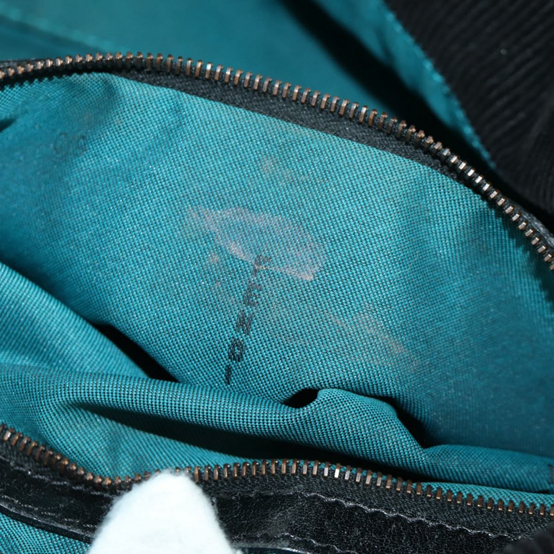 【日本直送】FENDI Mamma Baguette 單肩包 燈芯絨 黑色 銀色 正品 ARZ587SAV-9