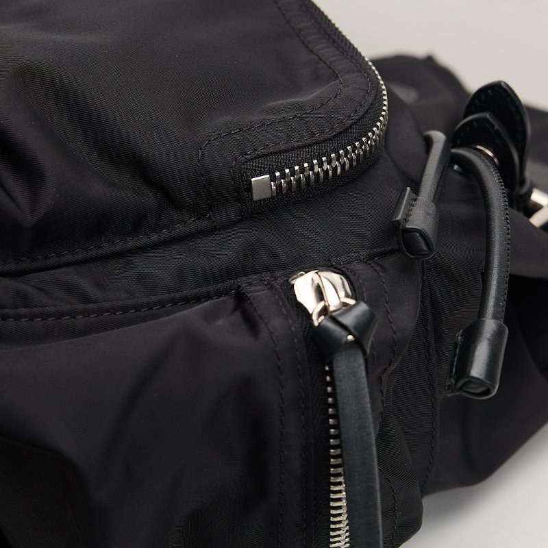 二手Burberry 尼龍後背包/中號黑色-3