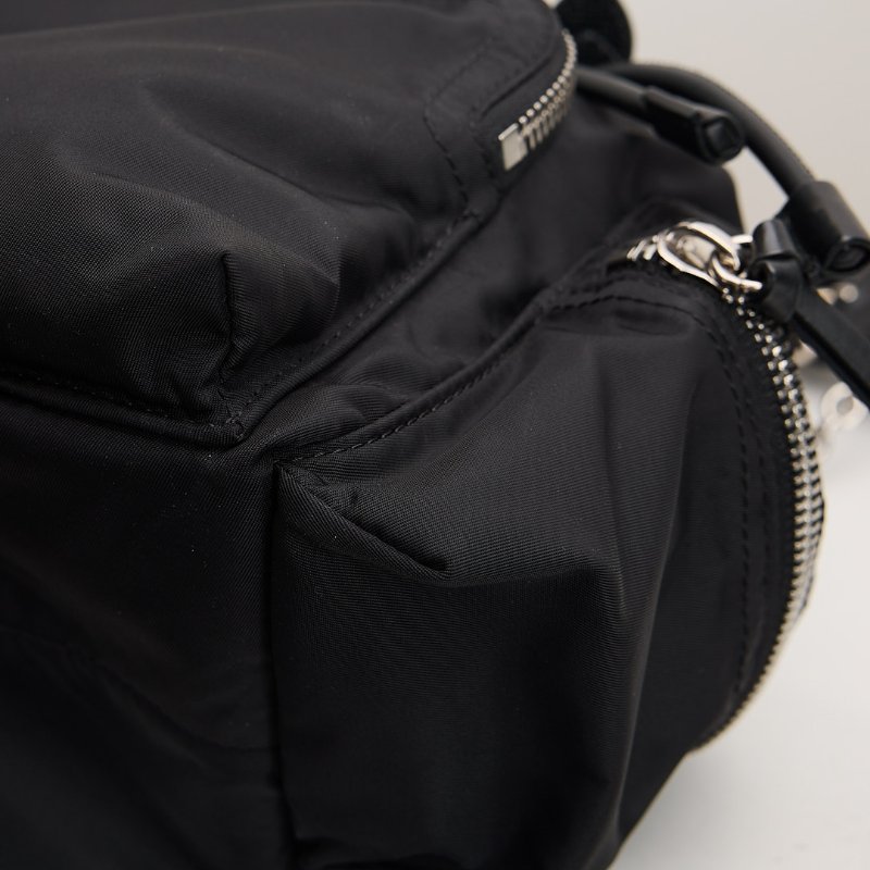 二手Burberry 尼龍後背包/中號黑色-4