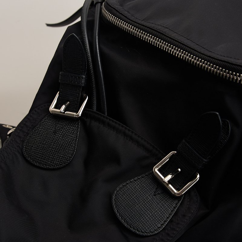 二手Burberry 尼龍後背包/中號黑色-8