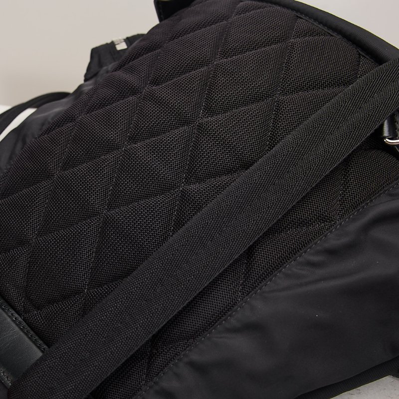 二手Burberry 尼龍後背包/中號黑色-11