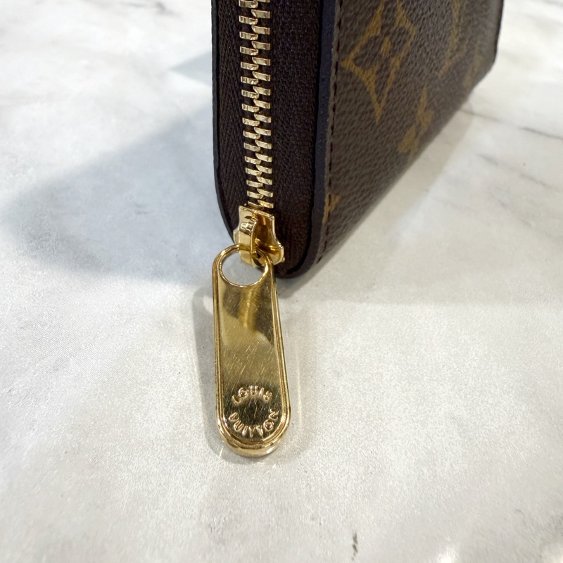 LV 原花金釦ㄇ拉零錢卡包M60067-3