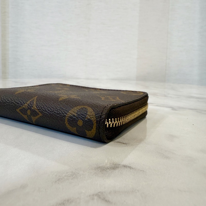 LV 原花金釦ㄇ拉零錢卡包M60067-7