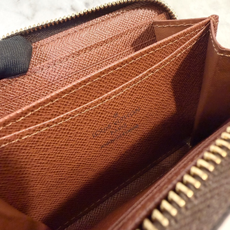 LV 原花金釦ㄇ拉零錢卡包M60067-11