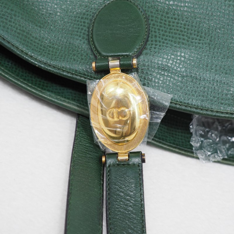 DIOR 綠色金豆貝殼包-13