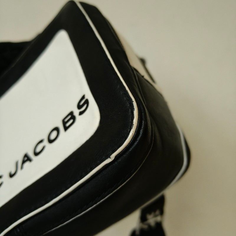 ‼️母親節狂降🫅‼️（原$4800）只到5/10⏰㊣✨ Marc Jacobs✨馬克·雅各布斯 MJ THE MINI BOX BAG20 黑白 牛皮 餐盒包 手提包 肩背包 斜背包/二手精品/二手包/保證正品-8