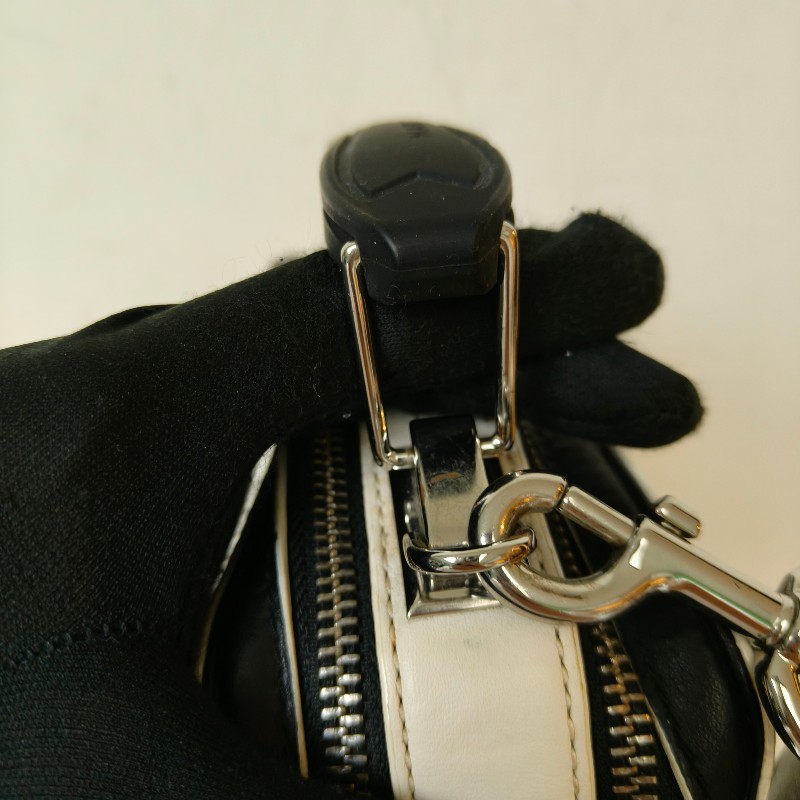 ‼️母親節狂降🫅‼️（原$4800）只到5/10⏰㊣✨ Marc Jacobs✨馬克·雅各布斯 MJ THE MINI BOX BAG20 黑白 牛皮 餐盒包 手提包 肩背包 斜背包/二手精品/二手包/保證正品-21