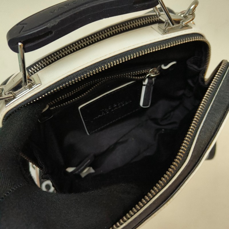 ‼️母親節狂降🫅‼️（原$4800）只到5/10⏰㊣✨ Marc Jacobs✨馬克·雅各布斯 MJ THE MINI BOX BAG20 黑白 牛皮 餐盒包 手提包 肩背包 斜背包/二手精品/二手包/保證正品-29