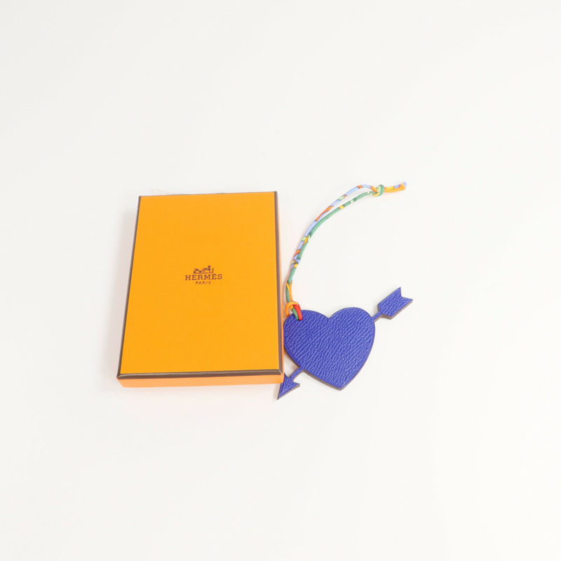 HERMES Epsom皮革Petit H Heart & Arrow Charm掛飾Trench/Bleu Electrique-7