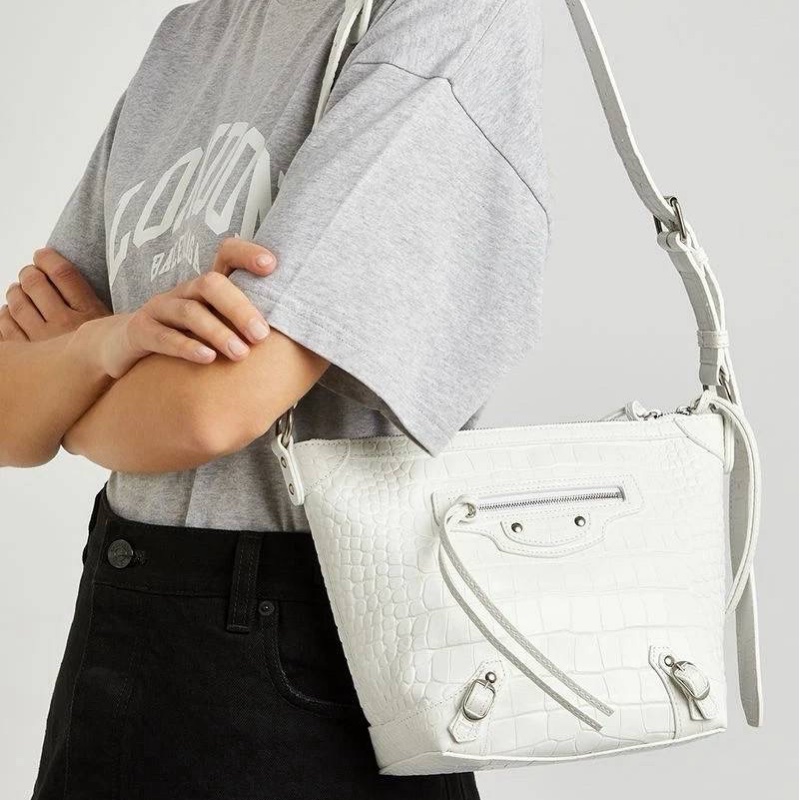 BALENCIAGA 巴黎世家 XS Neo Classic Hobo Bag 白色 經典鉚釘 機車包 斜背包-10