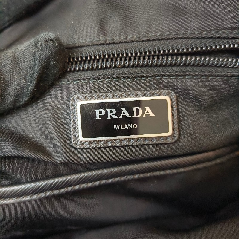 ‼️母親節狂降🫅‼️（原$39800）只到5/10⏰【8成新】㊣✨PRADA✨普拉達 黑色 帆布 口袋 胸前包 單車包 斜跨包/二手包/二手精品🌳二手樹屋🌳-36