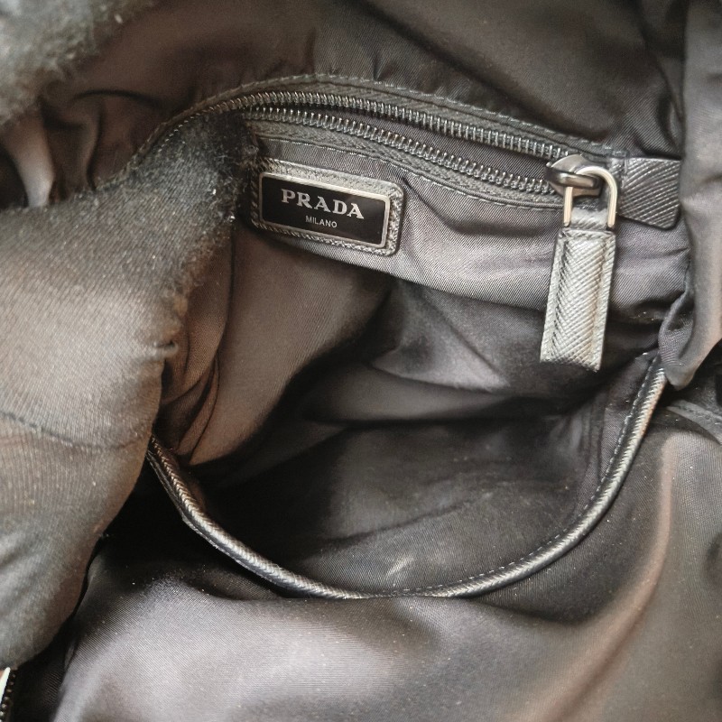 ‼️母親節狂降🫅‼️（原$39800）只到5/10⏰【8成新】㊣✨PRADA✨普拉達 黑色 帆布 口袋 胸前包 單車包 斜跨包/二手包/二手精品🌳二手樹屋🌳-39