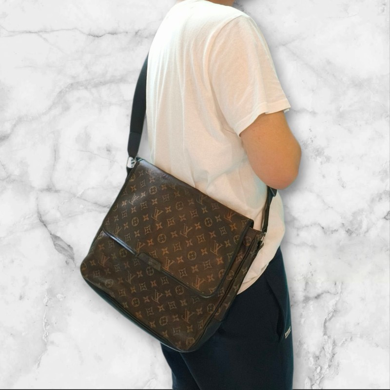 ‼️母親節狂降🫅‼️（原$16800）只到5/10⏰㊣✨Louis Vuitton✨路易威登 LV 經典 老花 大款 航空包 記者包 相機包 肩背包 斜背包/二手精品/二手包/保證正品🌳二手樹屋🌳-60