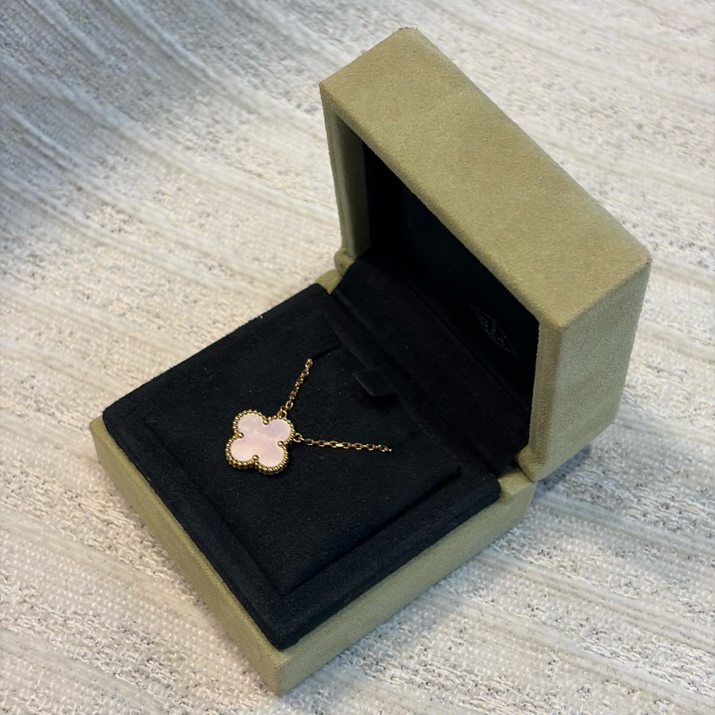 Van Cleef & Arpels 梵克雅寶 Alhambra Vintage幸運四葉 18K金珍珠母貝 項鍊 金色21保卡 配盒-2