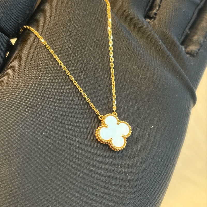 Van Cleef & Arpels 梵克雅寶 Alhambra Vintage幸運四葉 18K金珍珠母貝 項鍊 金色21保卡 配盒-4