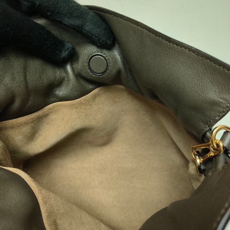 ‼️母親節狂降🫅‼️（原$32800）只到5/10⏰【8成新】㊣✨ LOEWE ✨（附購證/防塵袋）羅威 Flamenco 綠色 小羊皮 束口 福袋包 肩背包 斜背包/二手包/二手精品🌳二手樹屋🌳-30