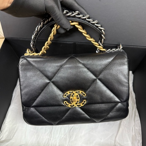 Chanel香奈兒 19bag小號 22年芯片 有盒