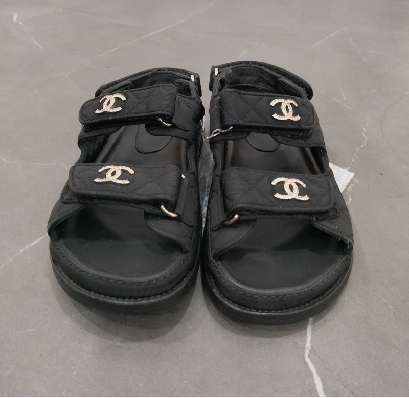 CHANEL  香奈兒cclogo 魔術貼黑色涼鞋  36碼-1