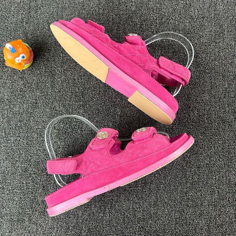 Chanel香奈兒粉色魔術貼涼鞋 尺碼38-9