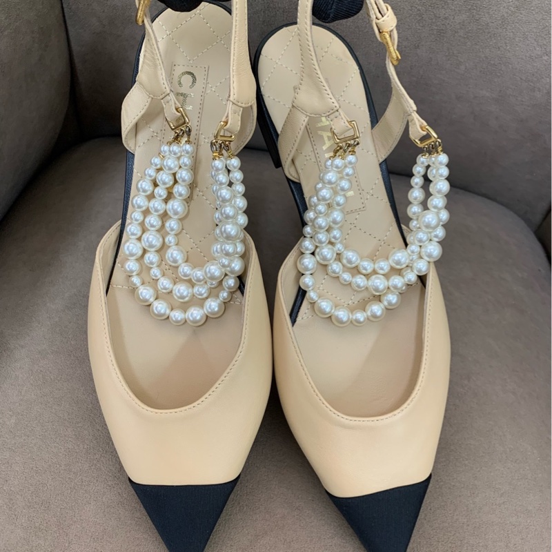 Chanel 香奈兒 珍珠尖頭 米色拼黑色 羊皮鞋面 緞面鞋頭 鏈條⛓️珍珠 38.5碼-1