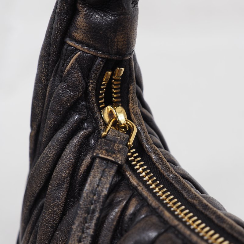 MIU MIU Wander Metalasse hobo bag-13