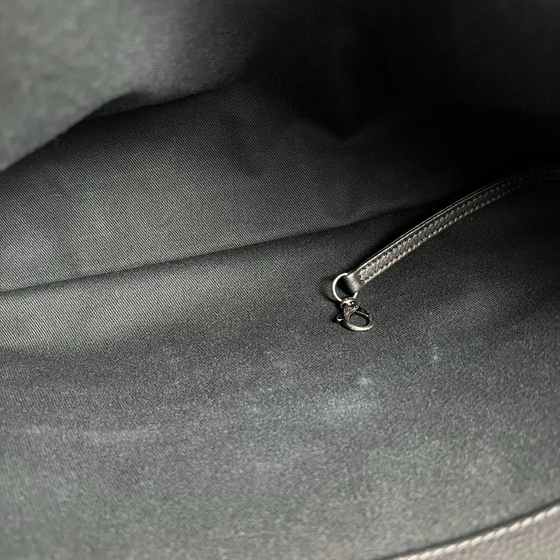 CHANEL 荔枝菱格紋手提包 黑 24開-7